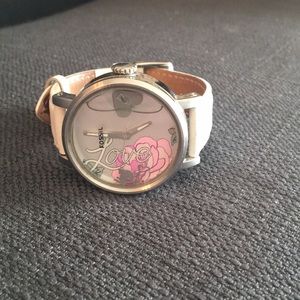 White leather Fossil Love watch